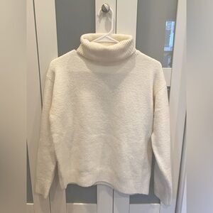 Ivory Turtleneck Sweater - XS